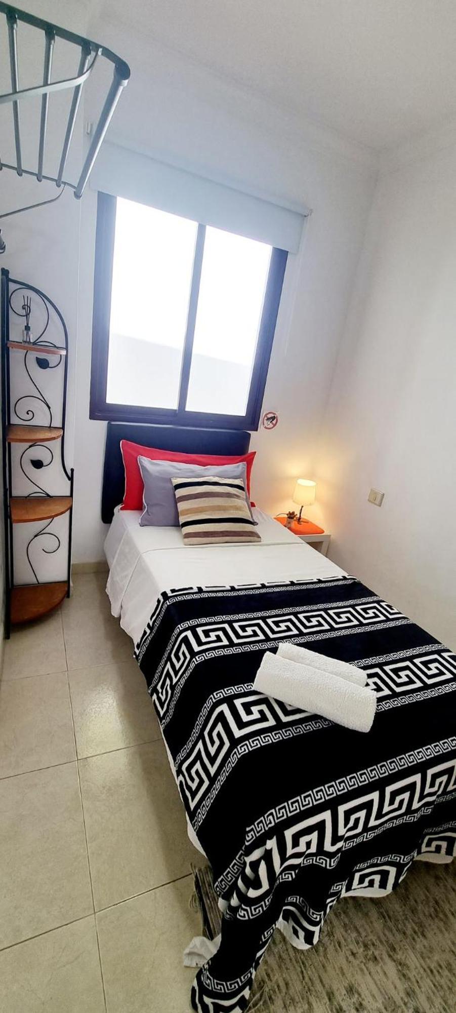Almar We Go! Habitaciones Privadas En Alcala - Private Rooms - Pieces Privees - In Shared Apartment Esterno foto