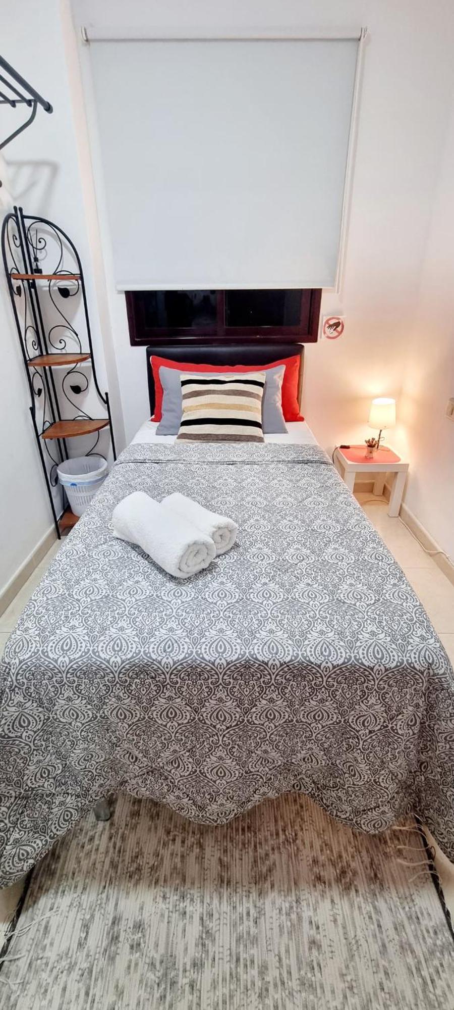 Almar We Go! Habitaciones Privadas En Alcala - Private Rooms - Pieces Privees - In Shared Apartment Esterno foto