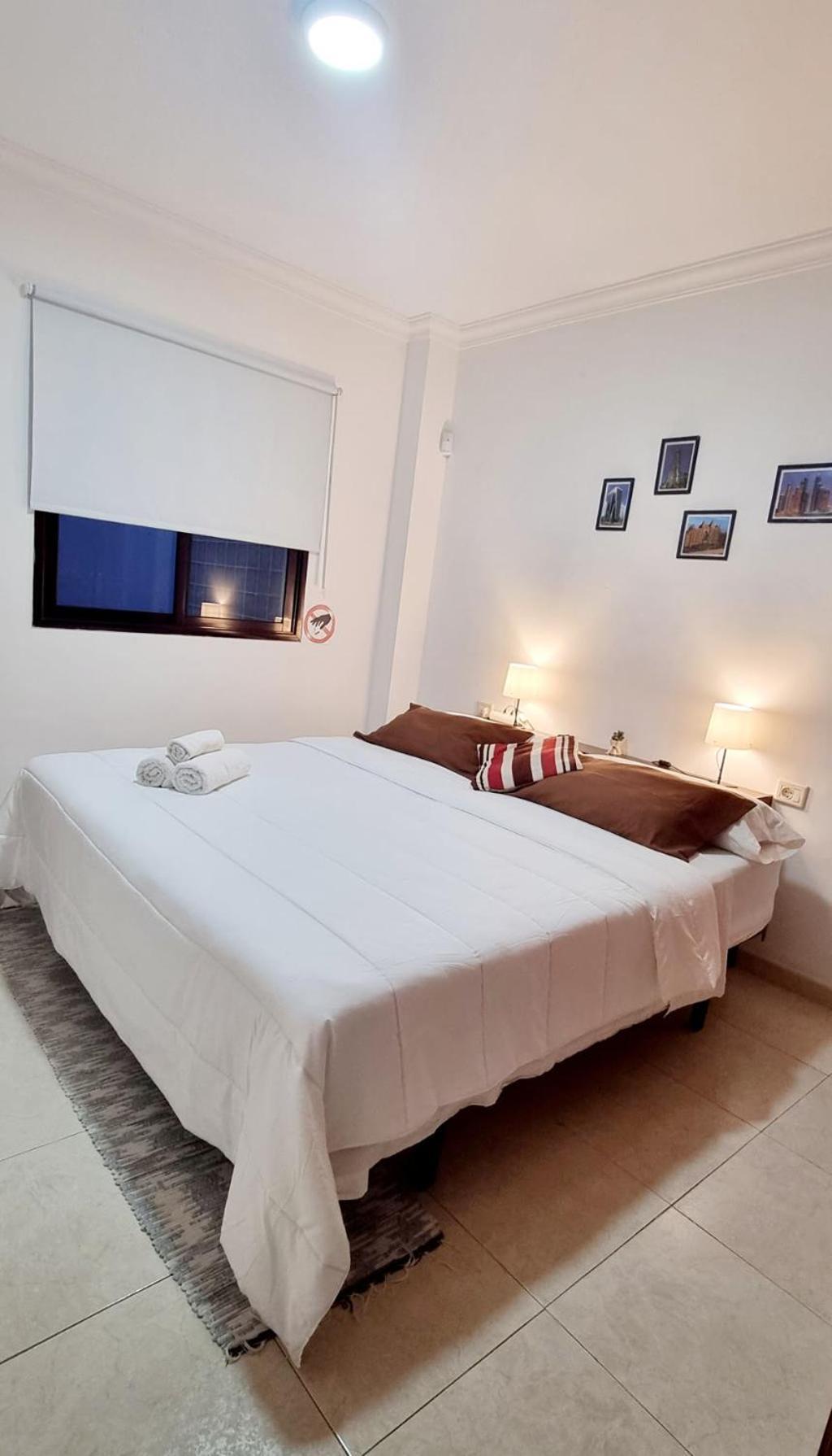 Almar We Go! Habitaciones Privadas En Alcala - Private Rooms - Pieces Privees - In Shared Apartment Esterno foto