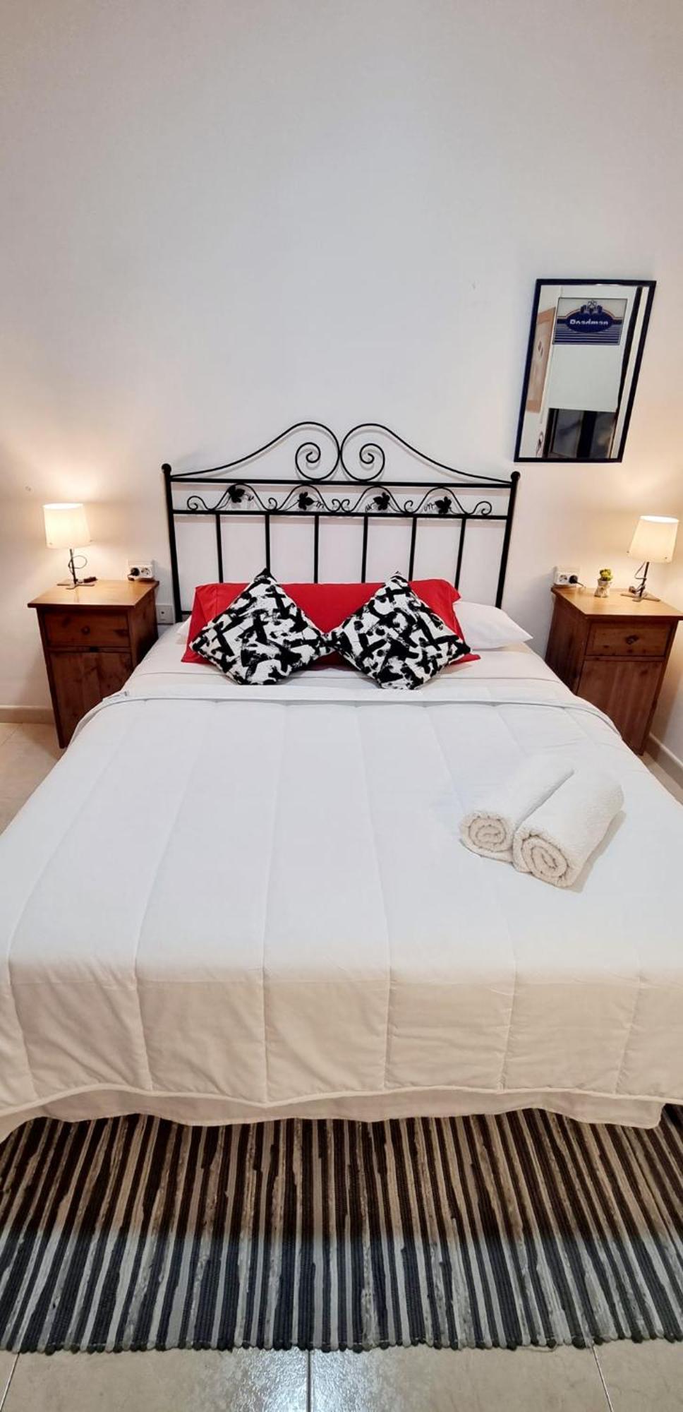 Almar We Go! Habitaciones Privadas En Alcala - Private Rooms - Pieces Privees - In Shared Apartment Esterno foto